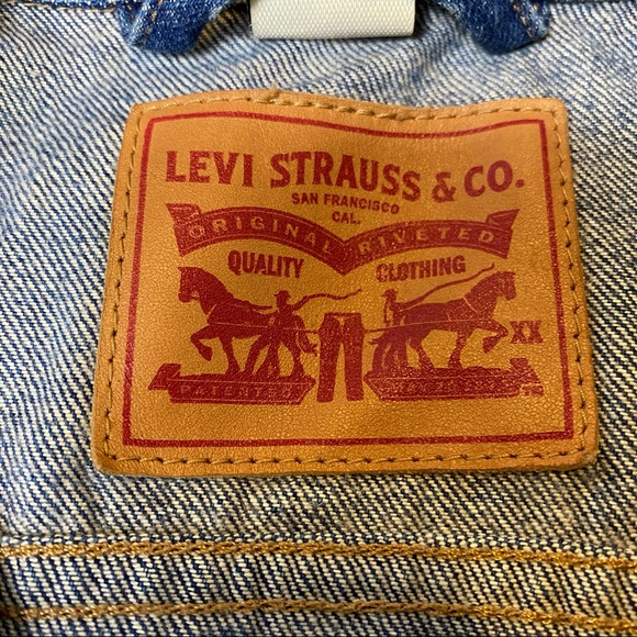 Custom Cut Levi's Cropped Denim Jean Vest Red Tab Medium/Dark Blue Wash M - Picture 11 of 15